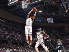 国际比赛日布鲁克林篮网状态回暖圣安东尼奥马刺围绕NBA总决赛止住颓势，Rookie在中国队比赛中夺冠看傻球迷