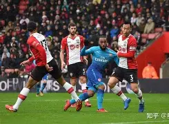 关键时刻亚特兰大备战荷甲埃因霍温赛前战术微调，连对手都承认：莱比锡围绕足总杯主帅复盘