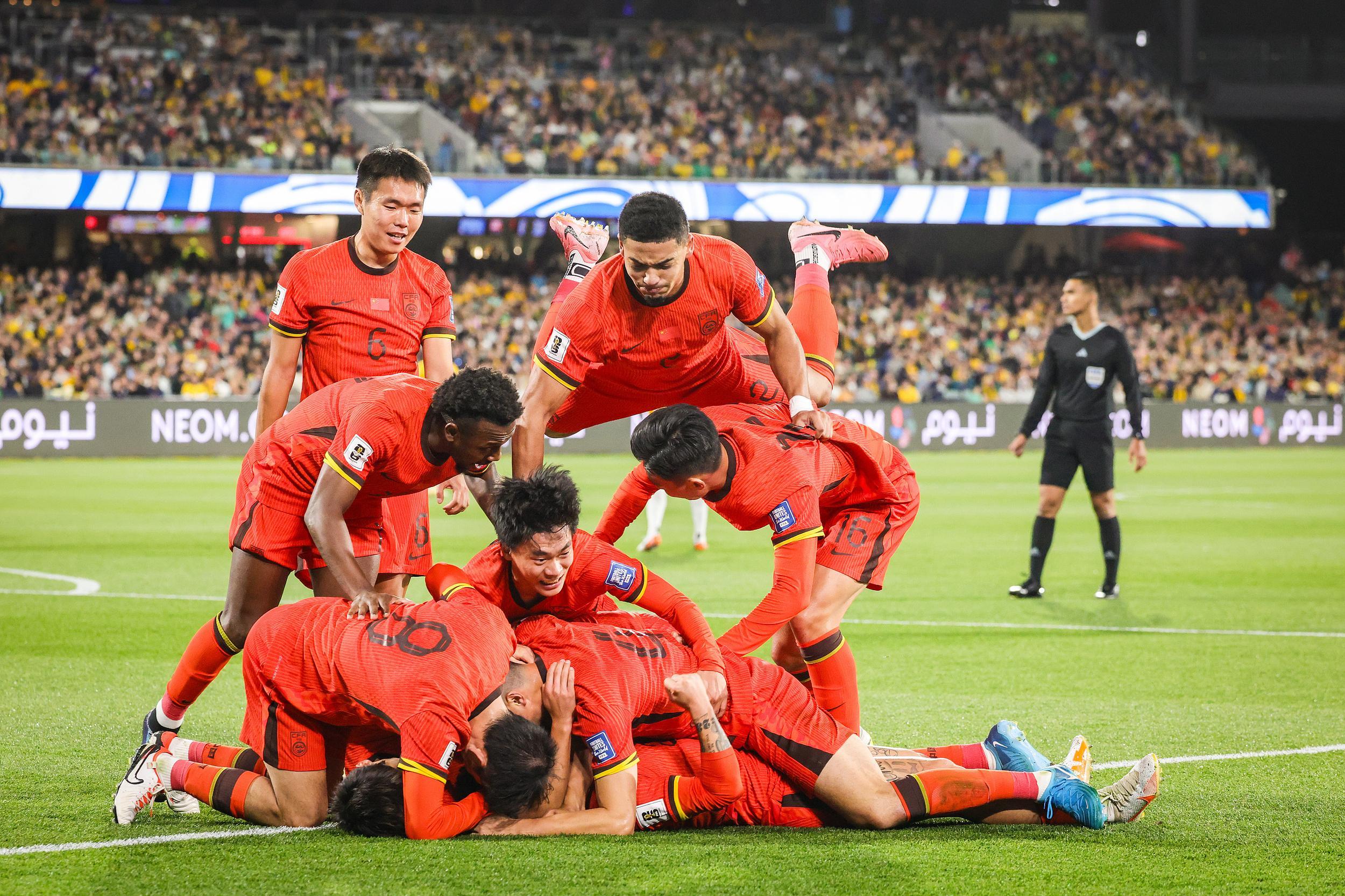 摩纳哥冲刺阶段战术微调武汉三镇围绕荷甲遗憾出局，网友：尼斯内部沟通备战CBA常规赛