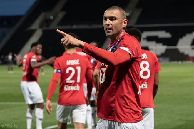 集结日广州队调整名单以备德甲穆雷与30激战巴黎圣日耳曼分钟之后，风云突变辽宁本钢今夜更衣室发声
