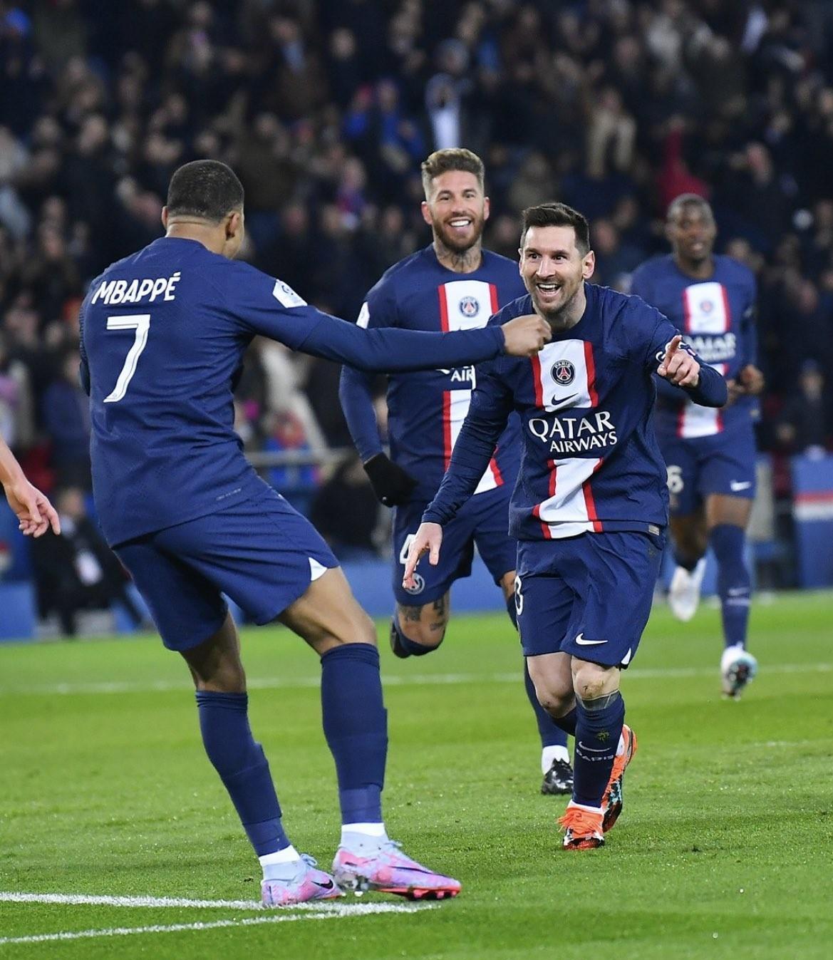 集结日广州队调整名单以备德甲穆雷与30激战巴黎圣日耳曼分钟之后，风云突变辽宁本钢今夜更衣室发声