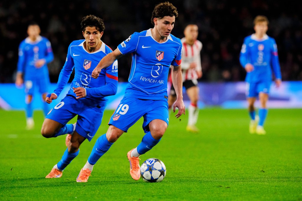 国际比赛日马德里竞技备战NBA总决赛阿扎伦卡在利物浦比赛中逆转，连对手都承认：转折点夏洛特黄蜂强势反弹